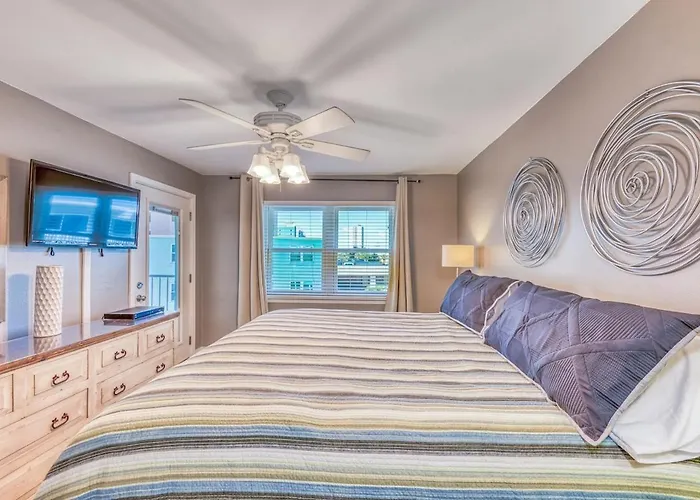 Barefoot Bliss Apartment Gulf Shores
